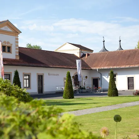Augustiner-chorherrenstift Reichersberg Reichersberg (Upper Austria)