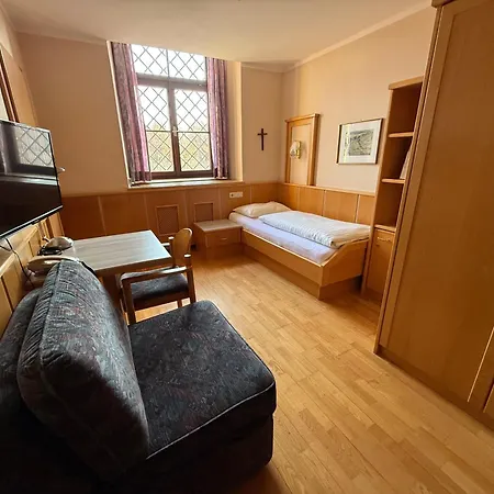 Hotel Augustiner-chorherrenstift Reichersberg 3*