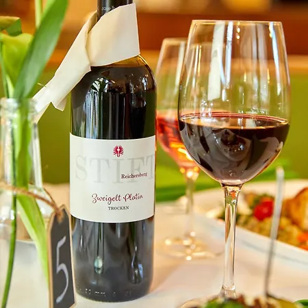 Augustiner-chorherrenstift Reichersberg 3*