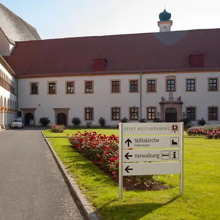 Augustiner-chorherrenstift Reichersberg Hotel 3*