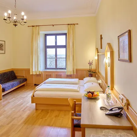 Augustiner-chorherrenstift Reichersberg Reichersberg (Upper Austria)